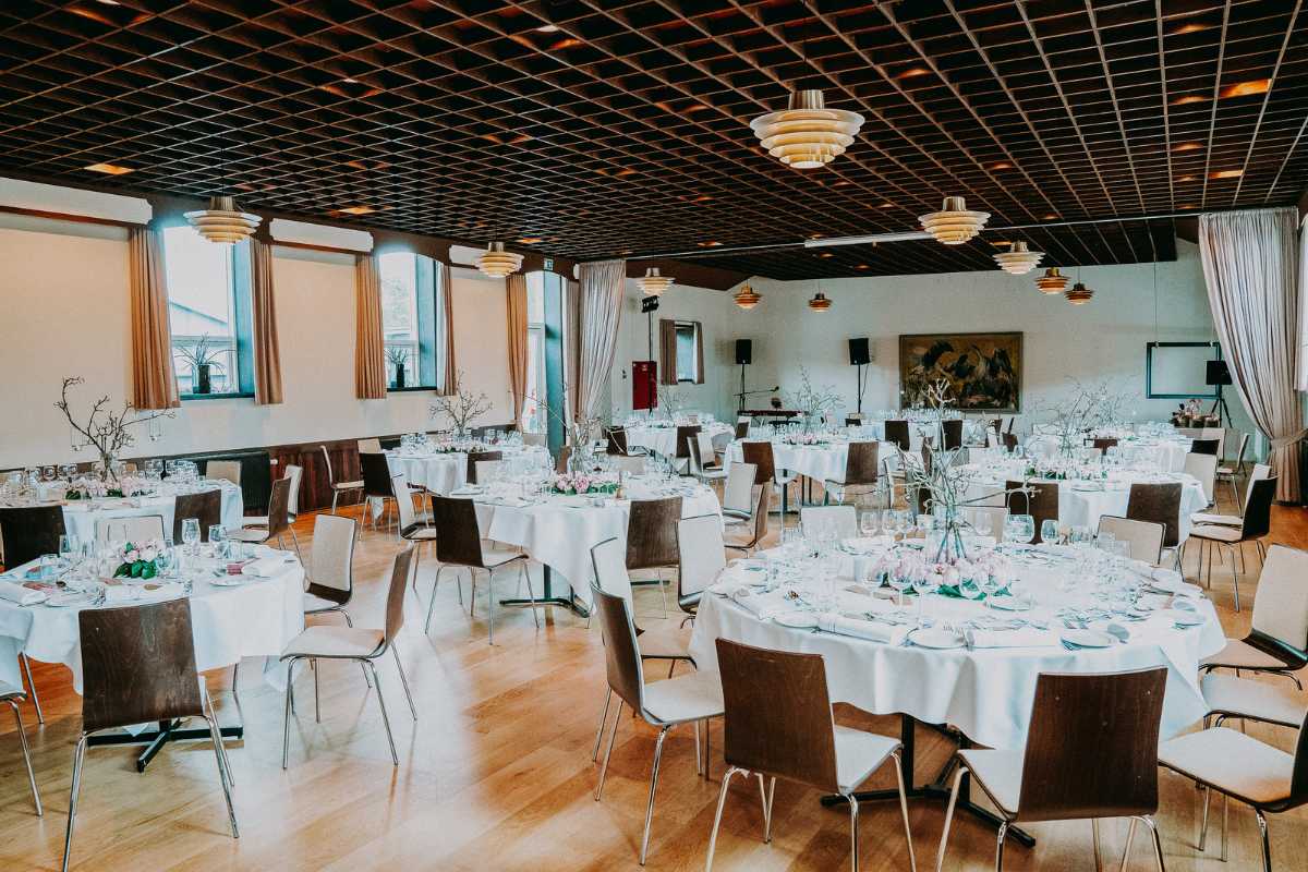 Ristorante con vista sul Lago Maggiore e piatti gourmet