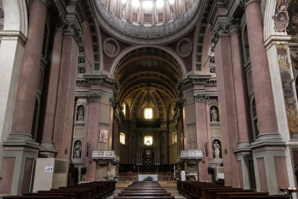 Interno della Basilica di San Gaudenzio a Novara
